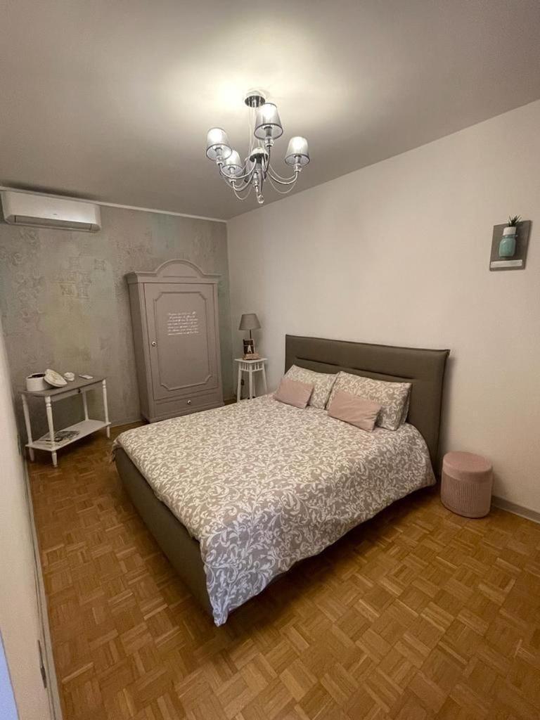 The First Apartment Trieste Luaran gambar